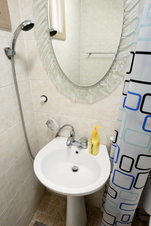 Budget Guesthouse انشيون الغرفة الصورة
